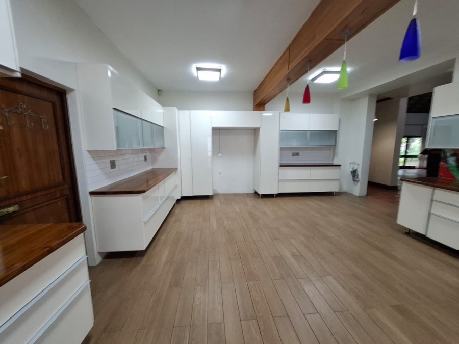 5 Bedroom Property for Sale in Cashan North West